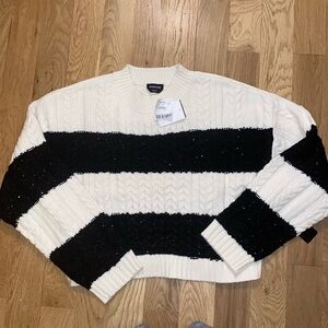 Bebe black and cream sweater NWT size XL